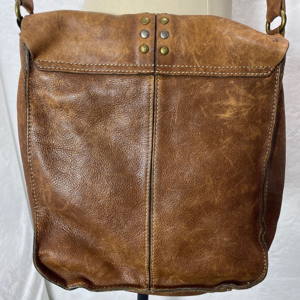 Patricia Nash Armeno Distressed Brown Leather Studded‎ Crossbody Messenger Bag - Picture 5 of 16